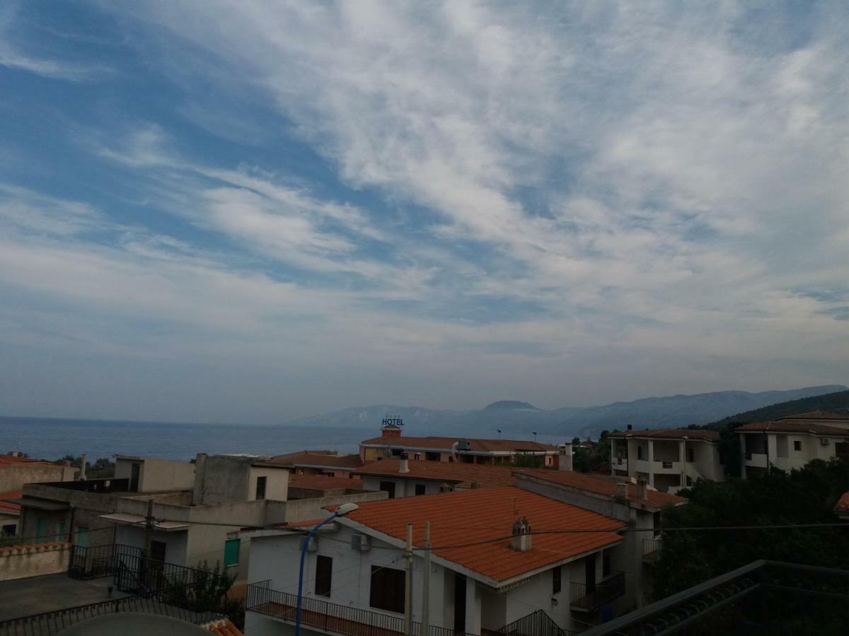 Seliche Hotel Cala Gonone Bagian luar foto